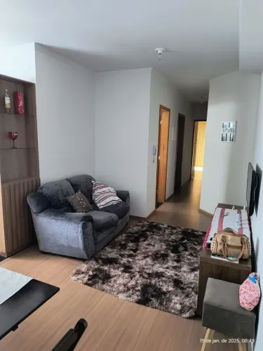 Apartamento a venda com elevador e 2 vagas no bairro green ville Poços de Caldas