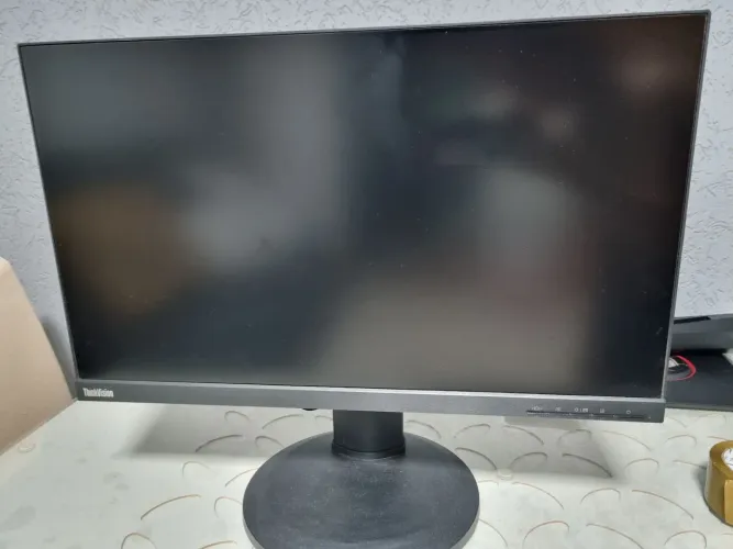 Monitor Lenovo ThinkVision E24-30 23.8" Full HD IPS 100Hz (Estado de Novo!)