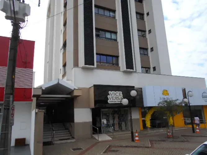 Sala Comercial para alugar por R$ 1500.00 à venda por R$ 350000.00, 56.00 m2 - JUDITH - LO