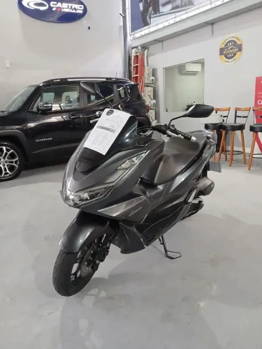 PCX 160 2023 única dona baixa km
