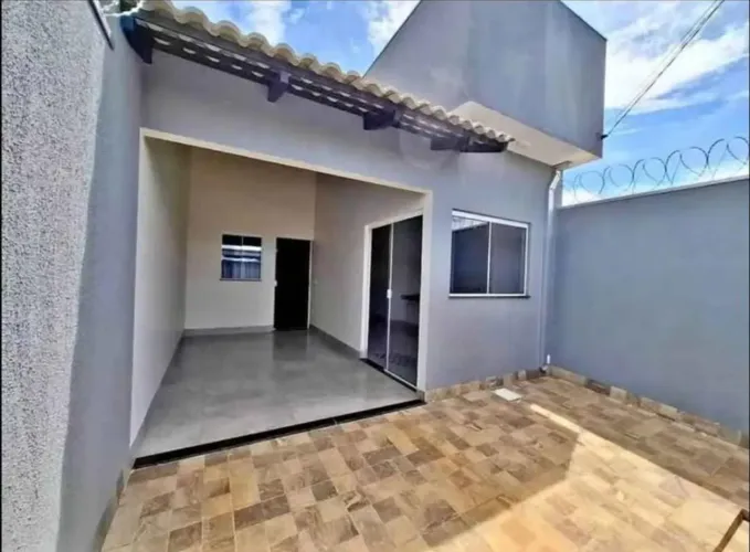 Vendo casa na Mangabeira PARCELADA