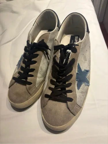 Tênis Golden Goose