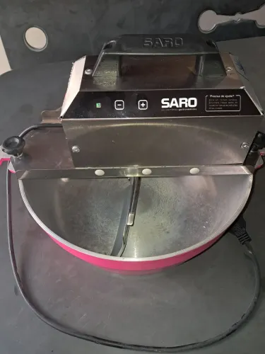 Panela mexedora 10 litros Saro