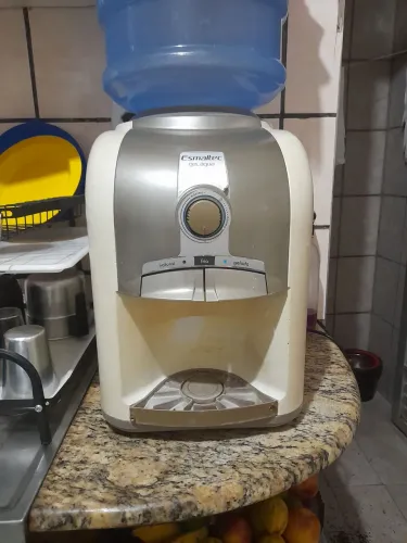 Bebedouro, apenas venda. Não faço entrega.