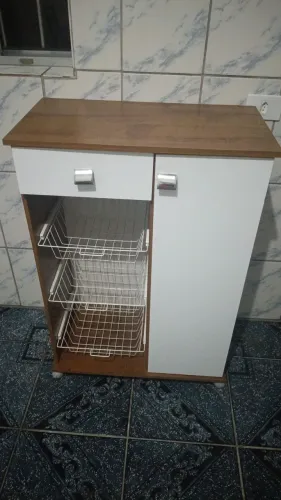 Vende-se fruteira