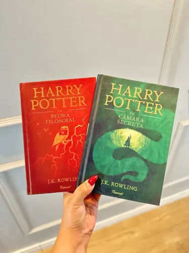 Kit 2 Livros Harry Potter - A Pedra Filosofal + A Câmara Secreta | J.K. Rowling
