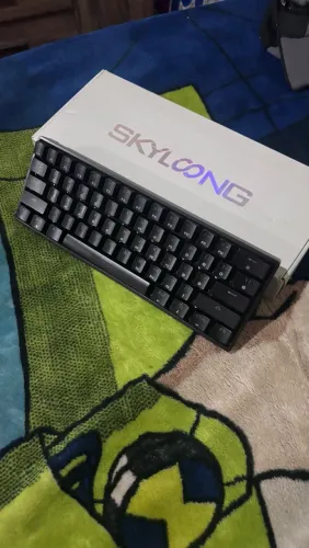 Teclado GK61