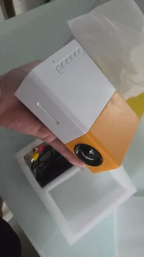 Mini Projetor Portatil Yg300 Pro 800 Lumens LCD HDMI USB