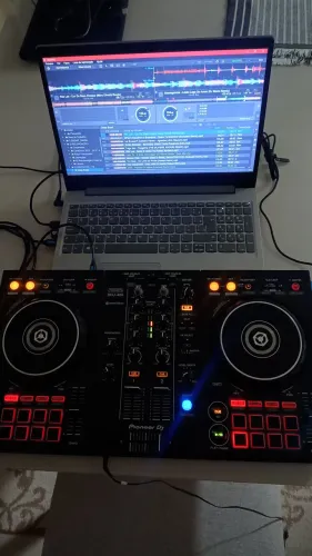 Controladora Pioneer DDJ400