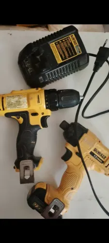 Furadeira e parafusadeira Dewalt