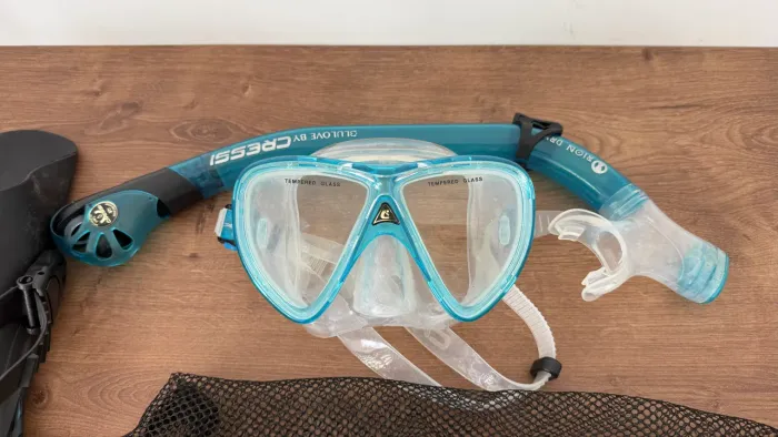 Kit mergulho Cressi- máscara, snorkel e pé de pato (nadadeiras) 