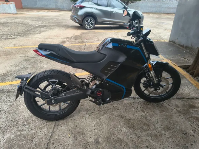 Moto Elétrica EG1 2026 - 1400 km - Excelente Estado, (Automia até 110 km)