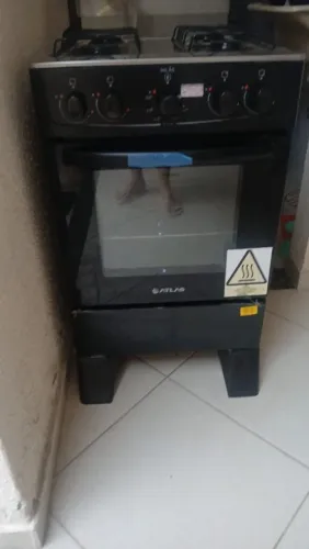Fogão bem conservado 1 mês de uso