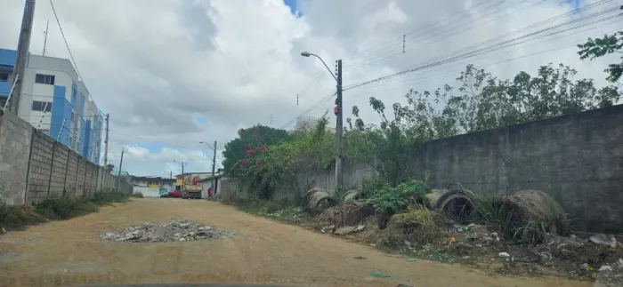 VENDE-SE TERRENO - SANTA AMÉLIA