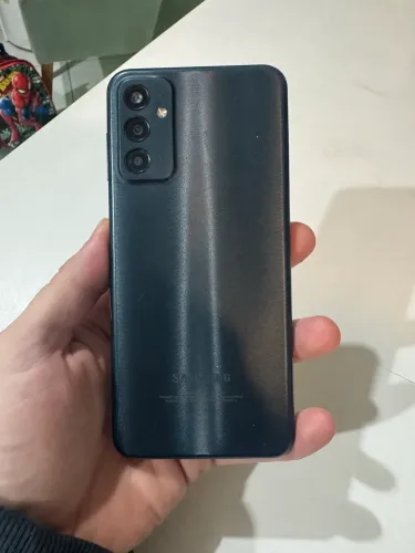 Samsung M13