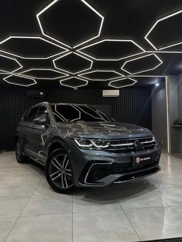Volkswagen Tiguan Allspac R-line 300 TSI 2.0 2025