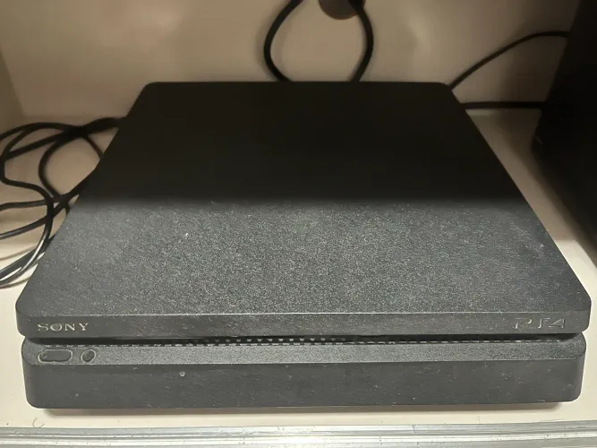 PlayStation 4 Slim 1 TB