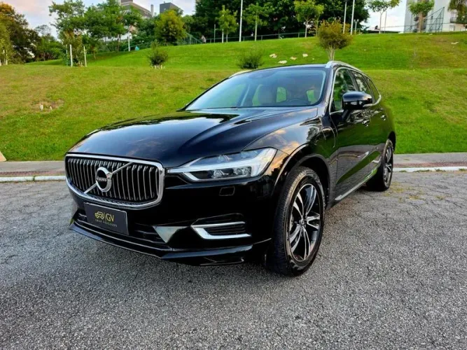Volvo XC-60 XC 60 T-8 Híbrido Momentum 2.0 5P 2021