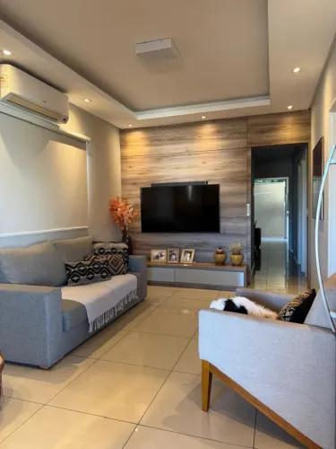 Vendo Casa Condomínio Campo Belo