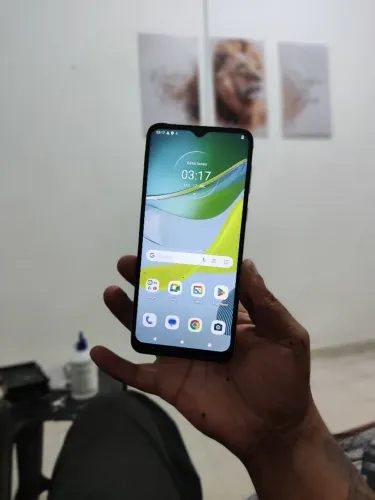 MOTO E13