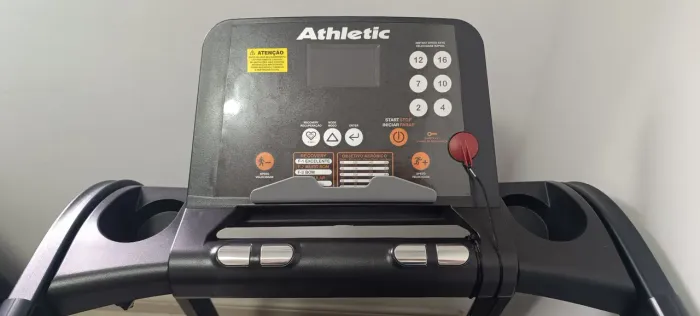 Esteira Ergométrica Athletic Racer 16 Km/H Bivolt