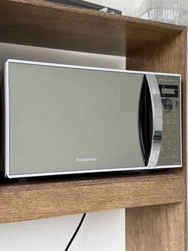 Micro ondas 27L Panasonic 