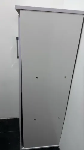 Armário multiuso