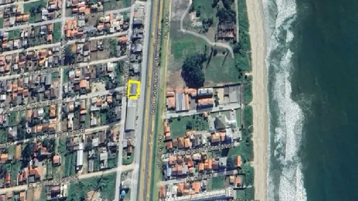 Galpão Comercial Marginal Leste BR 101 em Barra Velha SC
