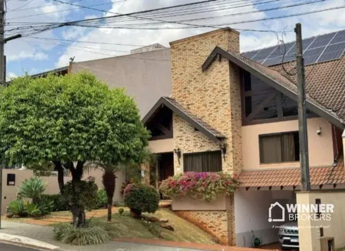 Sobrado com 5 dormitórios à venda, 432 m² por R$ 2.400.000,00 - Zona 08 - Maringá/PR