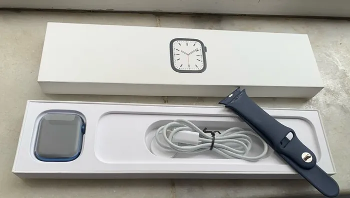 Apple Watch 7 45mm nunca foi ativado garantia até abril barato!
