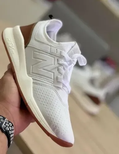 Tênis New Balance