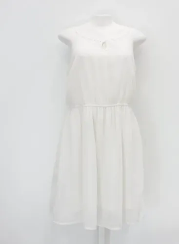 vestido marisa off-white com forro tamanho 42