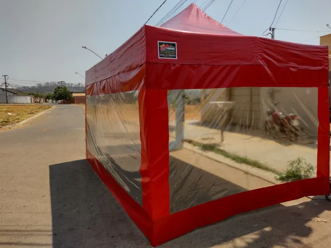 Tenda 4,5x3 com 3 laterais cristais só 1850