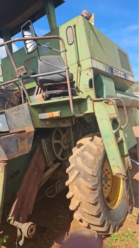 Colhetadeira 6200 
