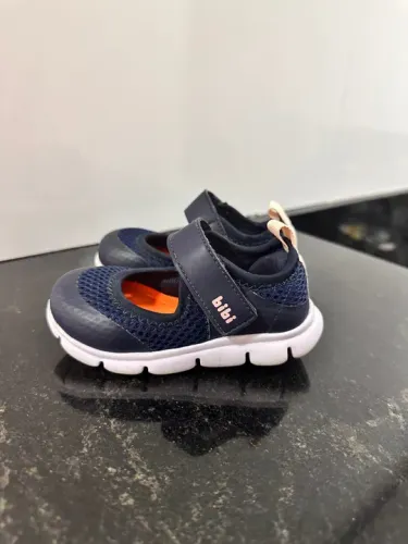 Sapatos infantis  Bibi 