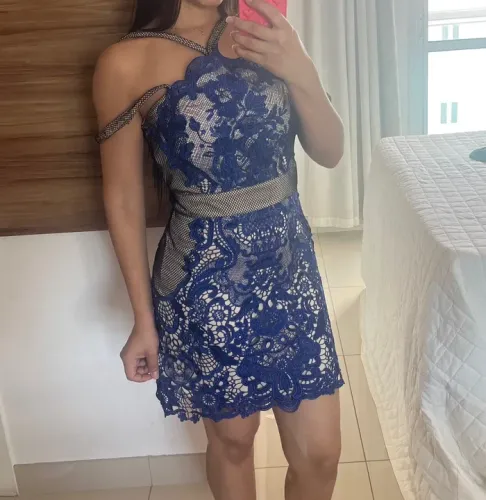 Vestido de renda azul