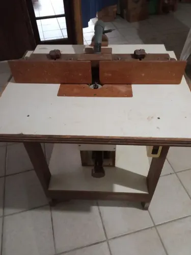 Tupia de bancada . Leia todo o anúncio.