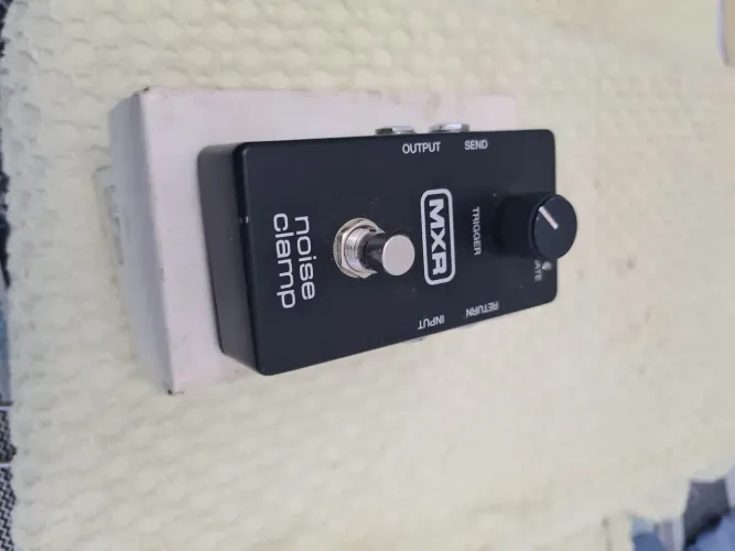 Pedal MXR Noise Clamp