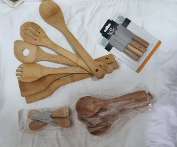 Kit utensílios de madeira