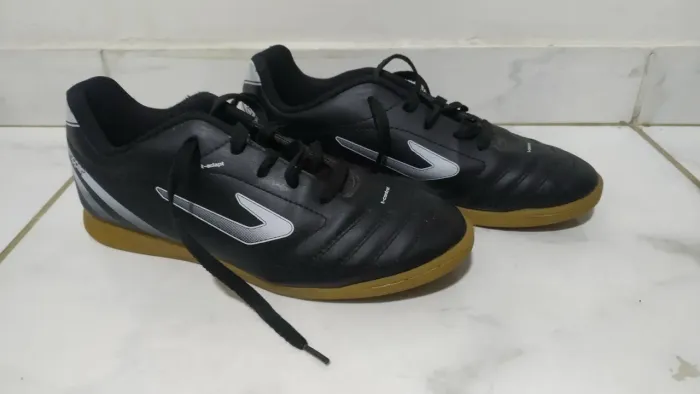 Chuteira de Futsal 37 topper