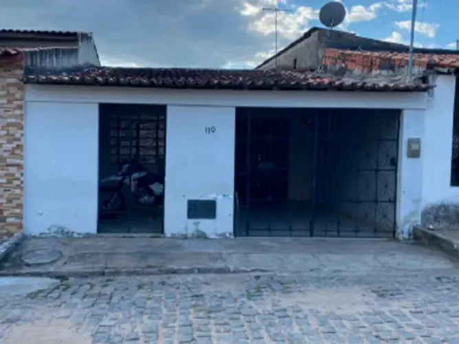 Casa, Residencial, Santos Dumont, 3 dormitório(s), 1 vaga(s) de garagem