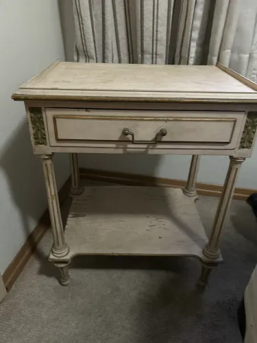 Mesa de cabeceira