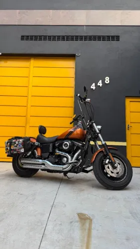 Harley-Davidson Fat Bob 2014 - Cheia de Acessórios