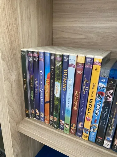 Lote 12 DVD bluray filmes infantil disney. edições colecionador, especial, limitados.