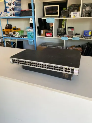 Switch  48 portas gigalan gerenciavel d-link des-1210-52   garantia e nf