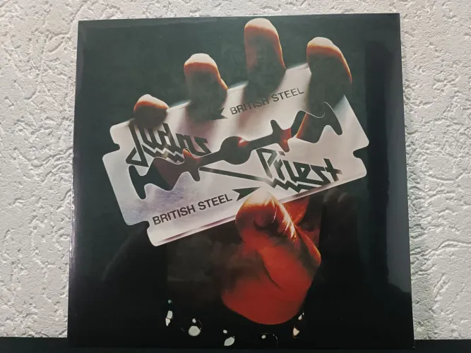 Judas Priest British steel novo