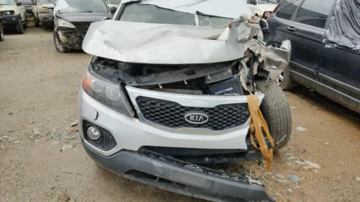 Kia Sorento 2.4 16v 4cc 2012 Veiculo Destinado A Retirada De Peças