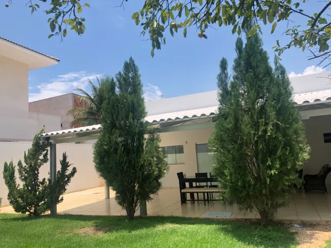 Casa na QD 205 sul - 140m2 em lote de 535,50 m2