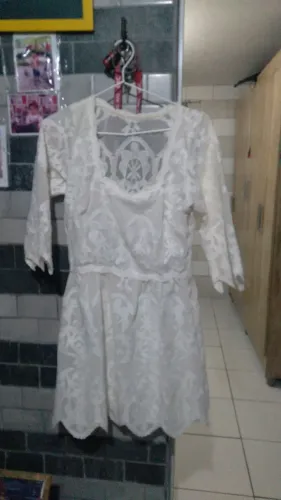 Vestido de renda branco