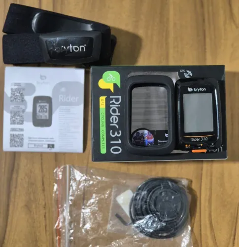 Ciclocomputador Bryton Rider 310 com cinta cardíaca sincroniza com Strava